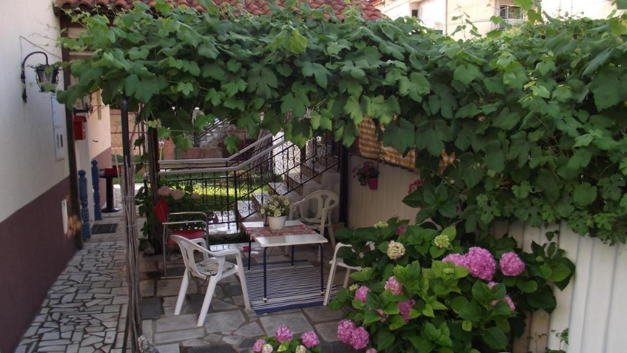 Villa Lakeview Paradise Peštani Екстериор снимка