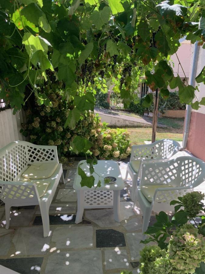 Villa Lakeview Paradise Peštani Екстериор снимка