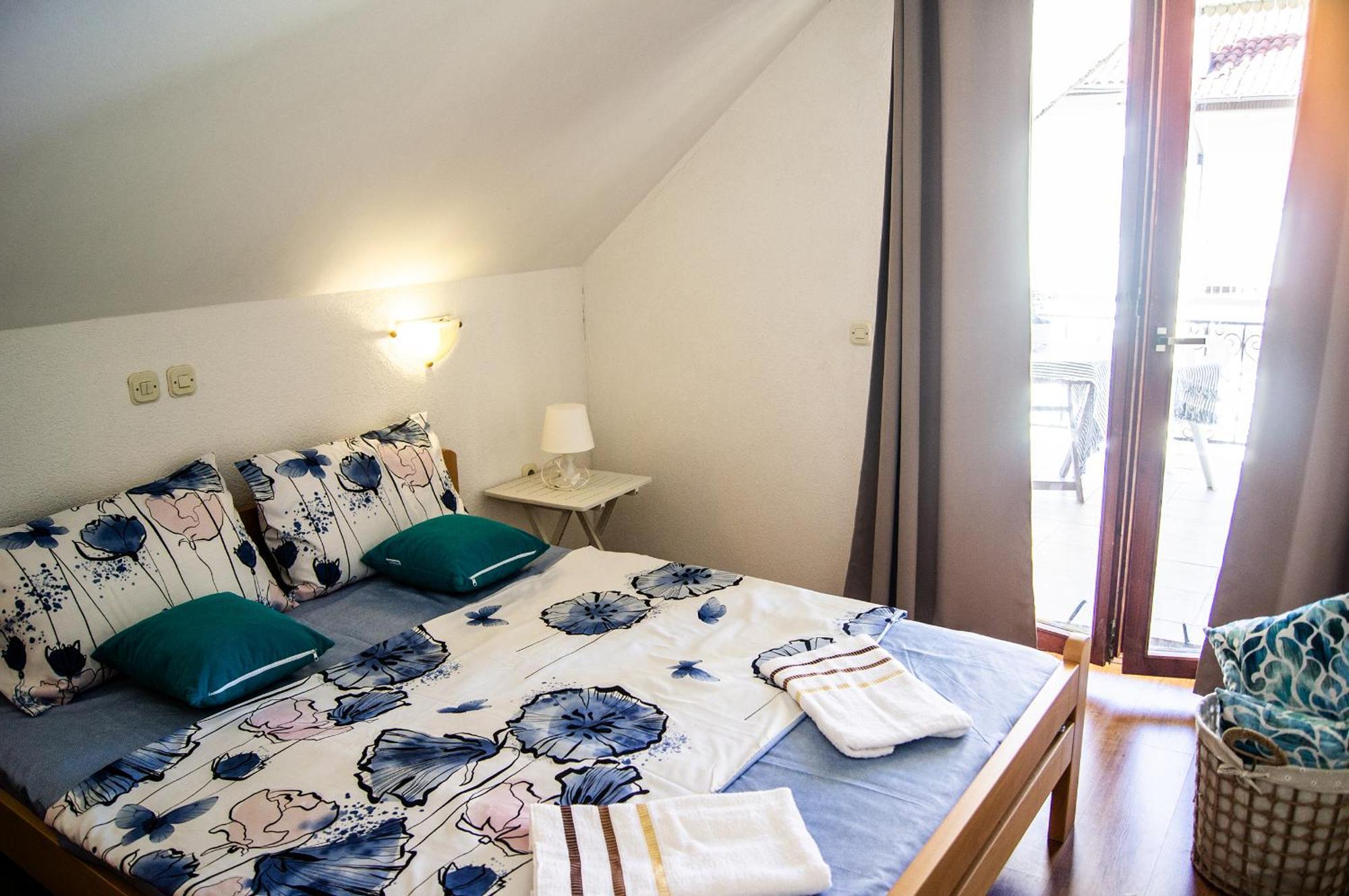 Villa Lakeview Paradise Peštani Екстериор снимка