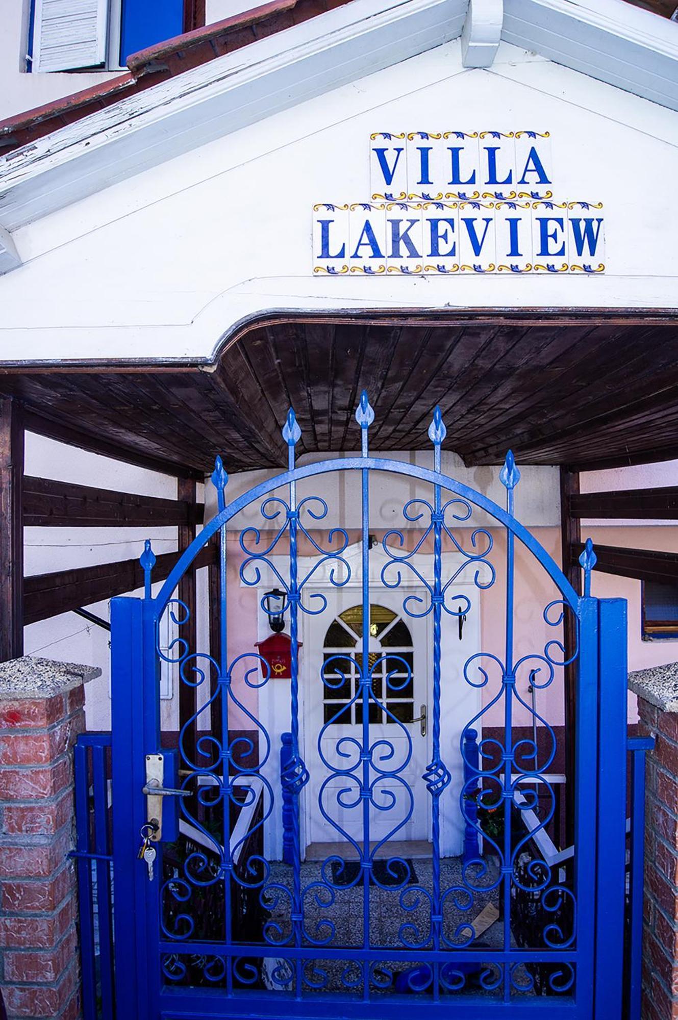 Villa Lakeview Paradise Peštani Екстериор снимка
